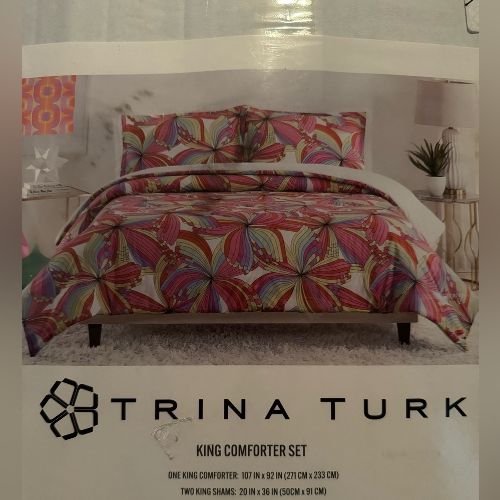 TRINA TURK king size comforter set! Rainbow beauty!
